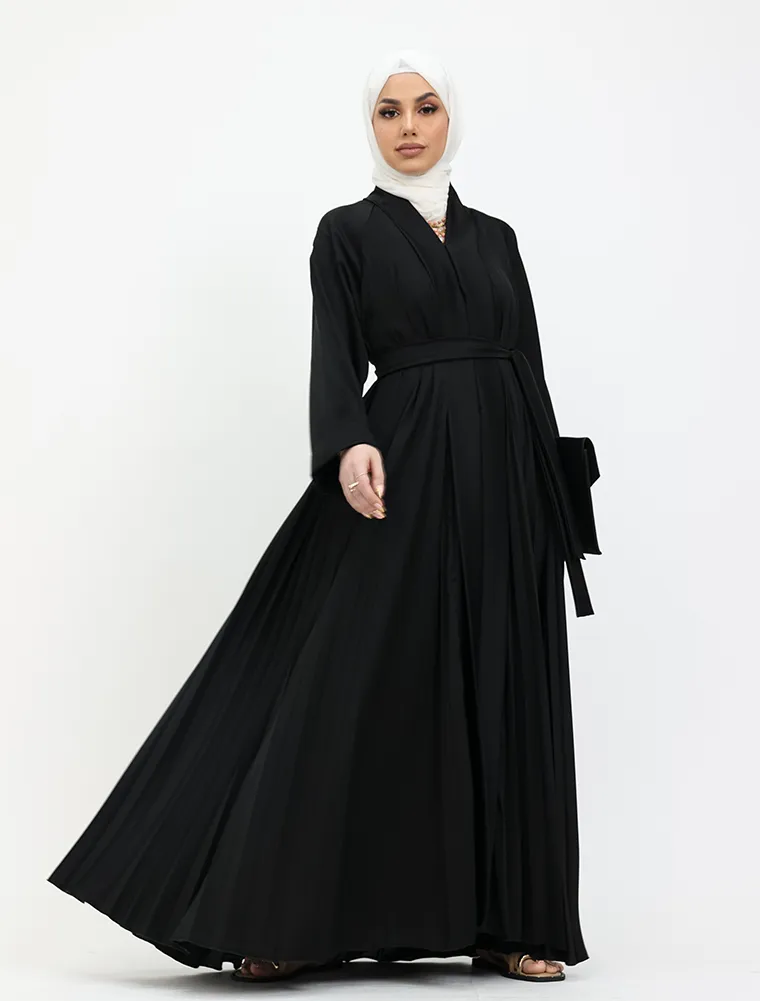 Black Pleated Silhouette Abaya